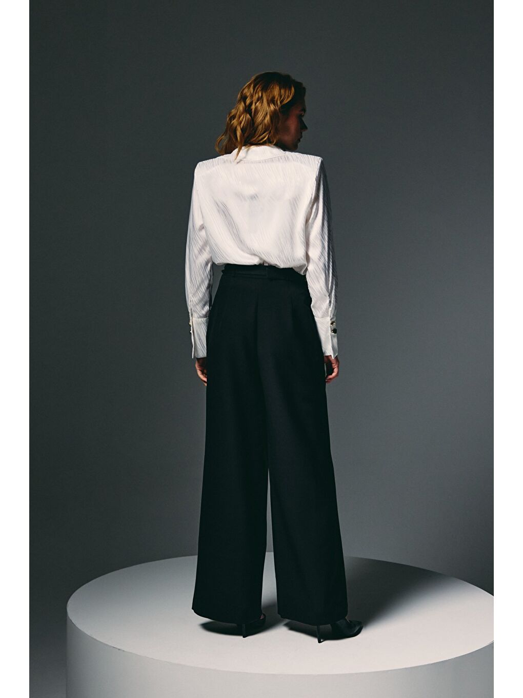 Kemerli Bol Pantolon - Siyah-7