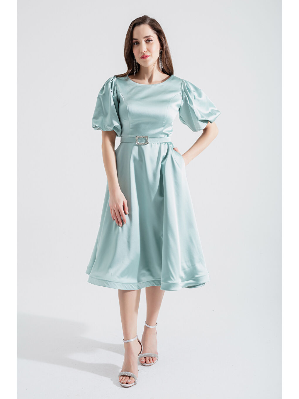 Kadın Mint Yeşili Balon Kollu Taşlı Kemerli Mini Saten Abiye Elbise-2