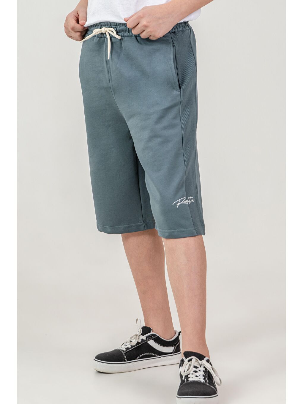 Yeşil Sol Bacak Nakışlı Erkek Çocuk Şort-2