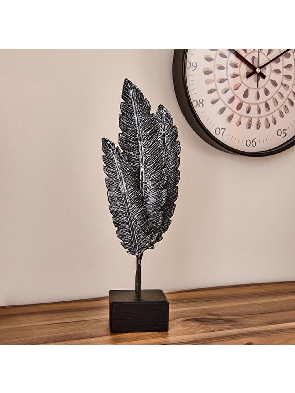 Gri Deco Tüy Dekor - Gümüş / Siyah - 38 cm