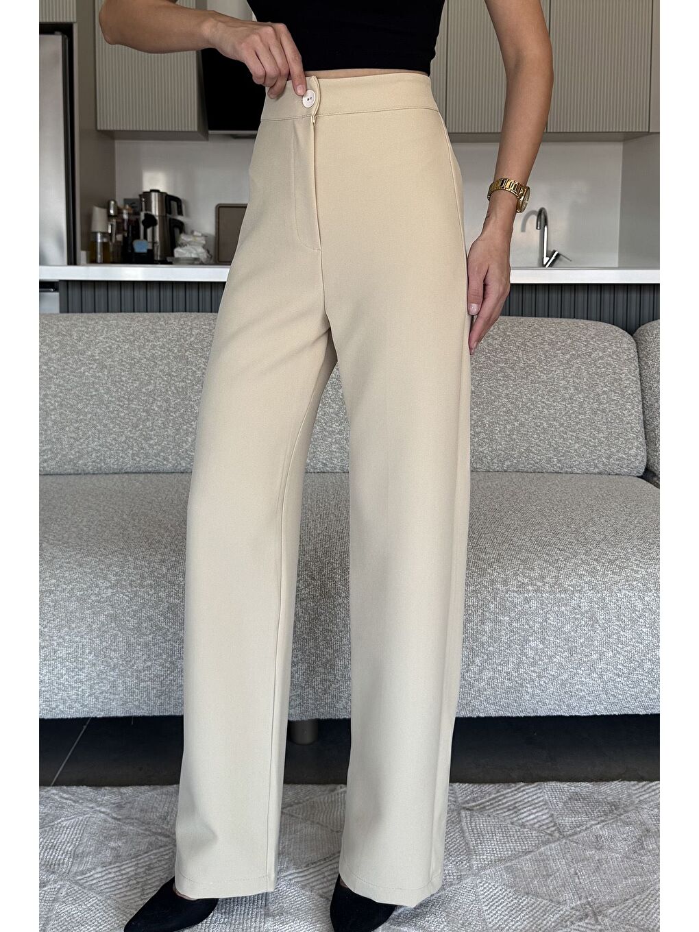 Bej Kadın Bol Paça Kumaş Pantolon-1