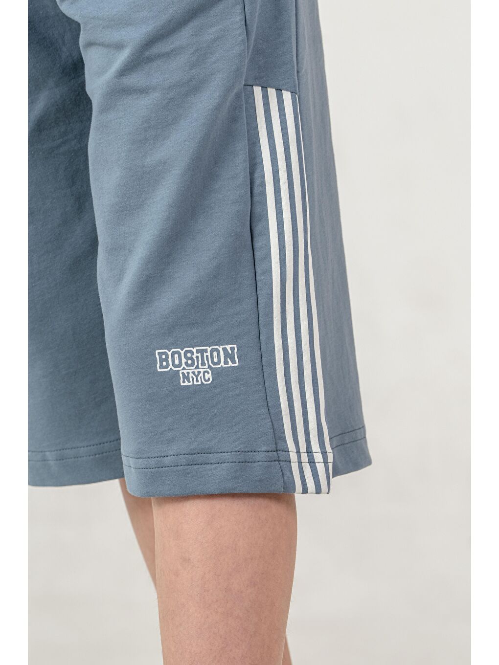 Gri Boston Nyc Baskılı Yanları Şeritli Erkek Çocuk Şort-3