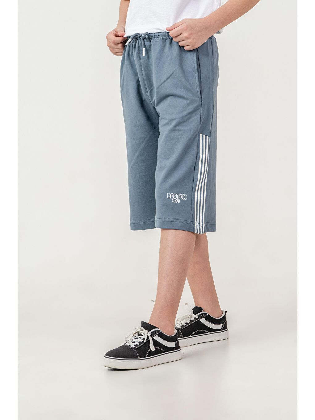 Gri Boston Nyc Baskılı Yanları Şeritli Erkek Çocuk Şort-4