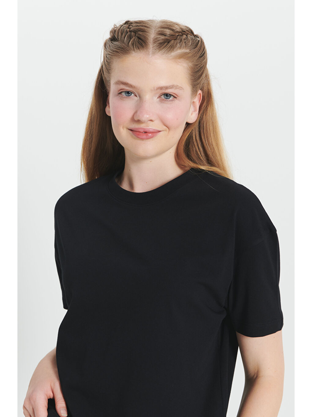 Siyah %100 Pamuk Oversize Fit Bol Kesim Bisiklet Yaka Basic Tişört-3