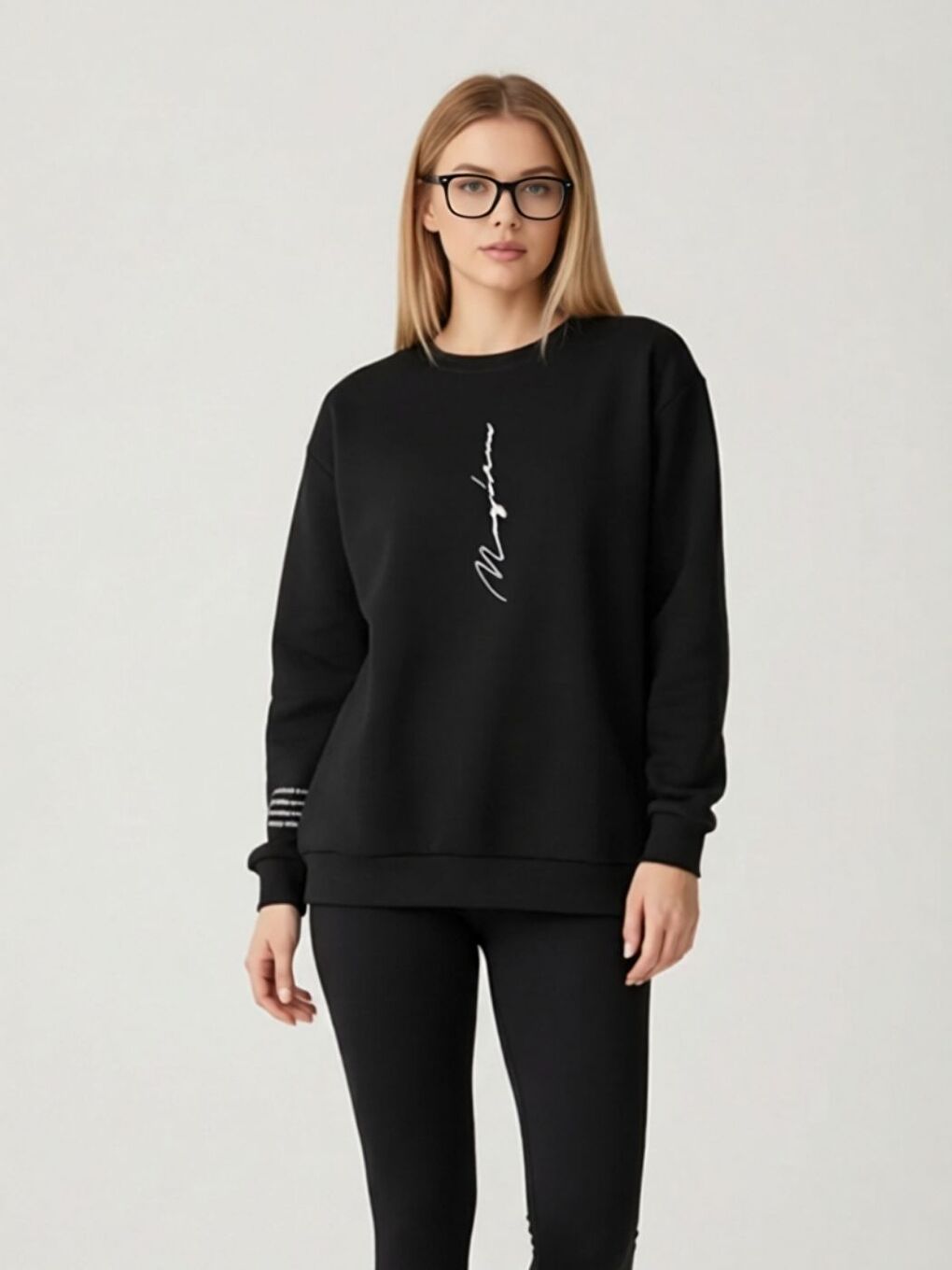 Siyah Kolu Baskılı Regular Uzun Kollu Bisiklet Yaka  Sweatshirt