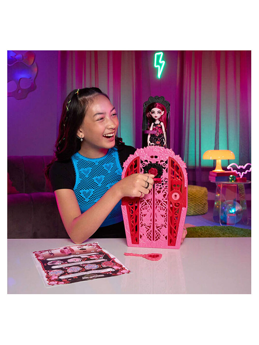 Gizemli Arkadaşlar Gizemli Bahçe Serisi Draculaura HYT72-4