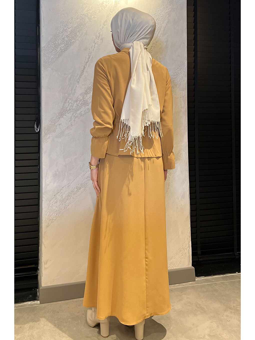 Ekru Kadın Bilek Ve Bel Büzgülü Taş Detaylı Tesettür Etek Bluz İkili Takım-7