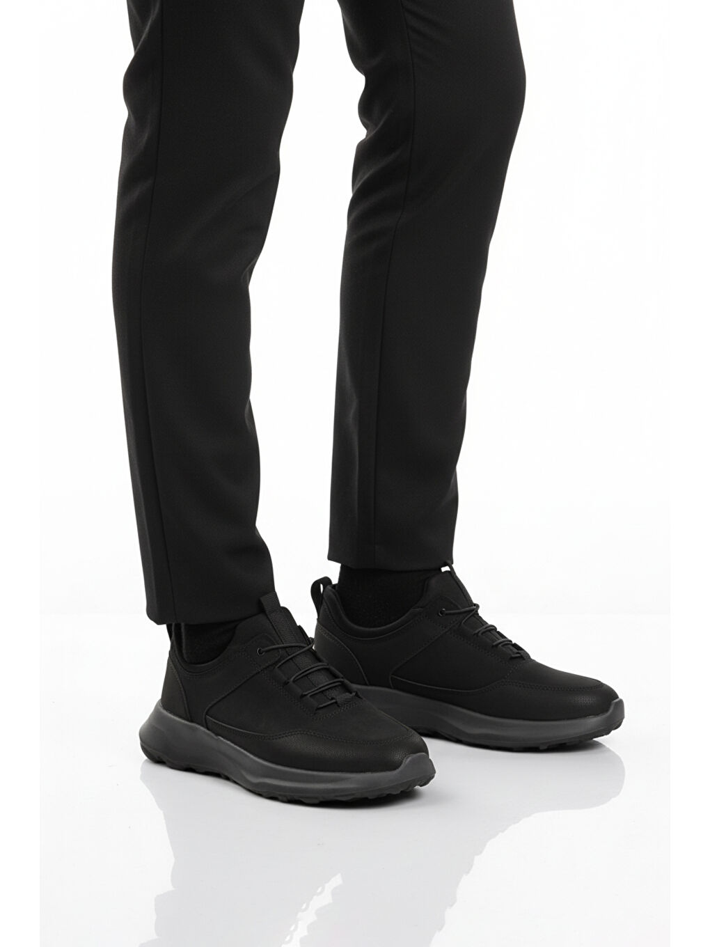 Siyah Elastik Bağcıklı Hafif Cilt Erkek Casual Ayakkabı 460 M