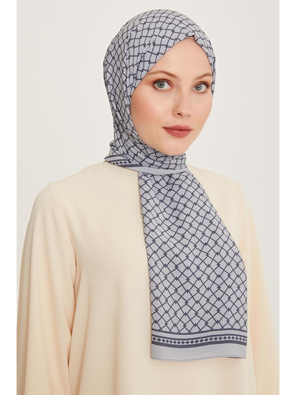 Gri Trend Defne Şal 5772 26 27