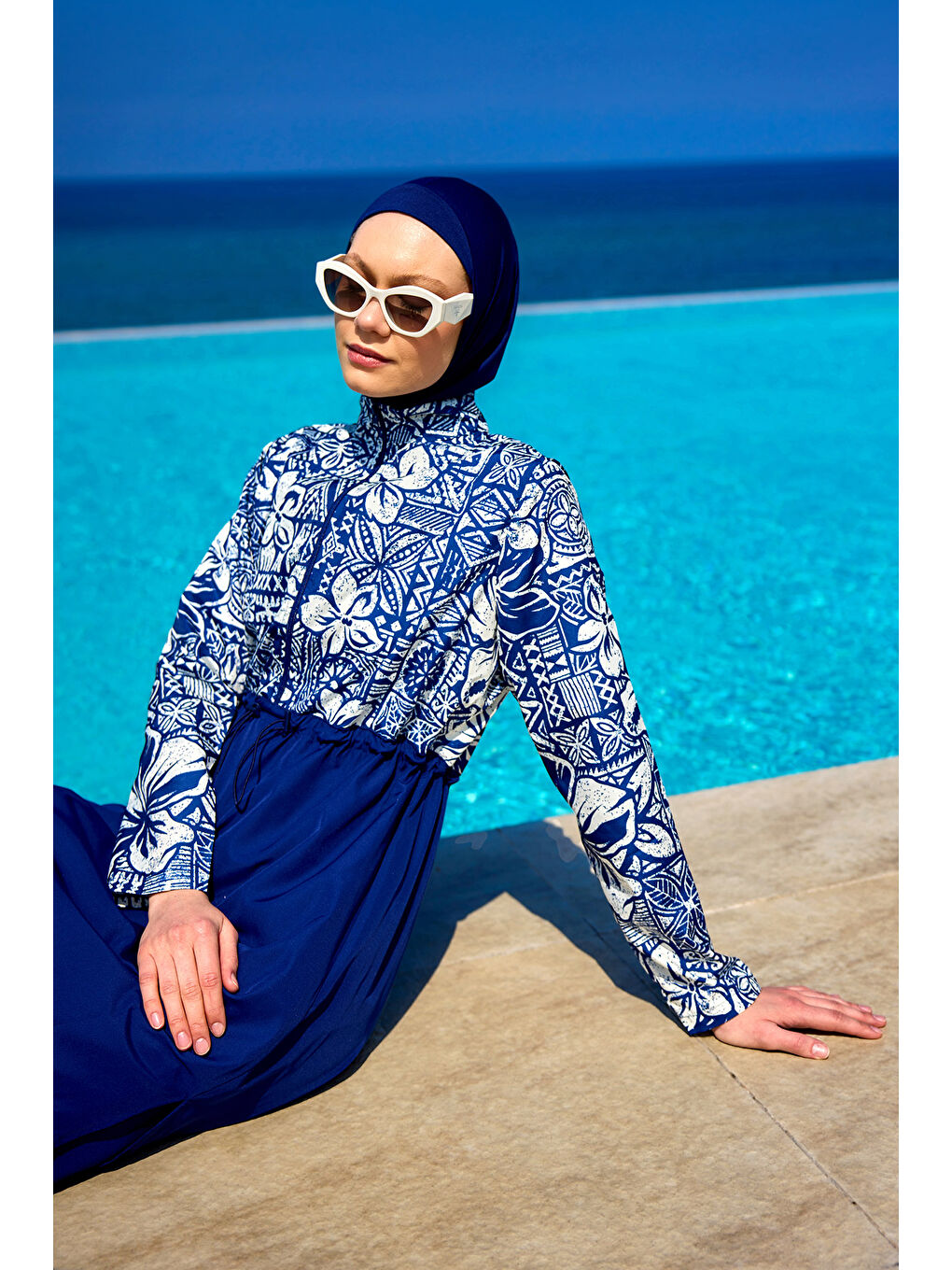 Lacivert Tam Kapalı Tesettür Mayo Plaj Çantalı 4 Parça Set R2504-2