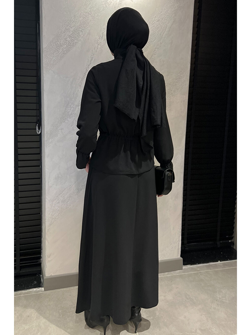 Siyah Kadın Bilek Ve Bel Büzgülü Taş Detaylı Tesettür Etek Bluz İkili Takım-7