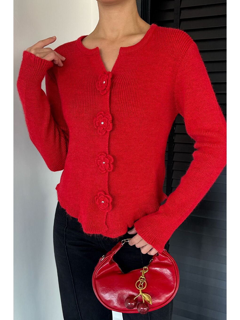 Kırmızı Çiçek Düğme Detaylı Triko Hırka (s,m,l Uyumludur)-2