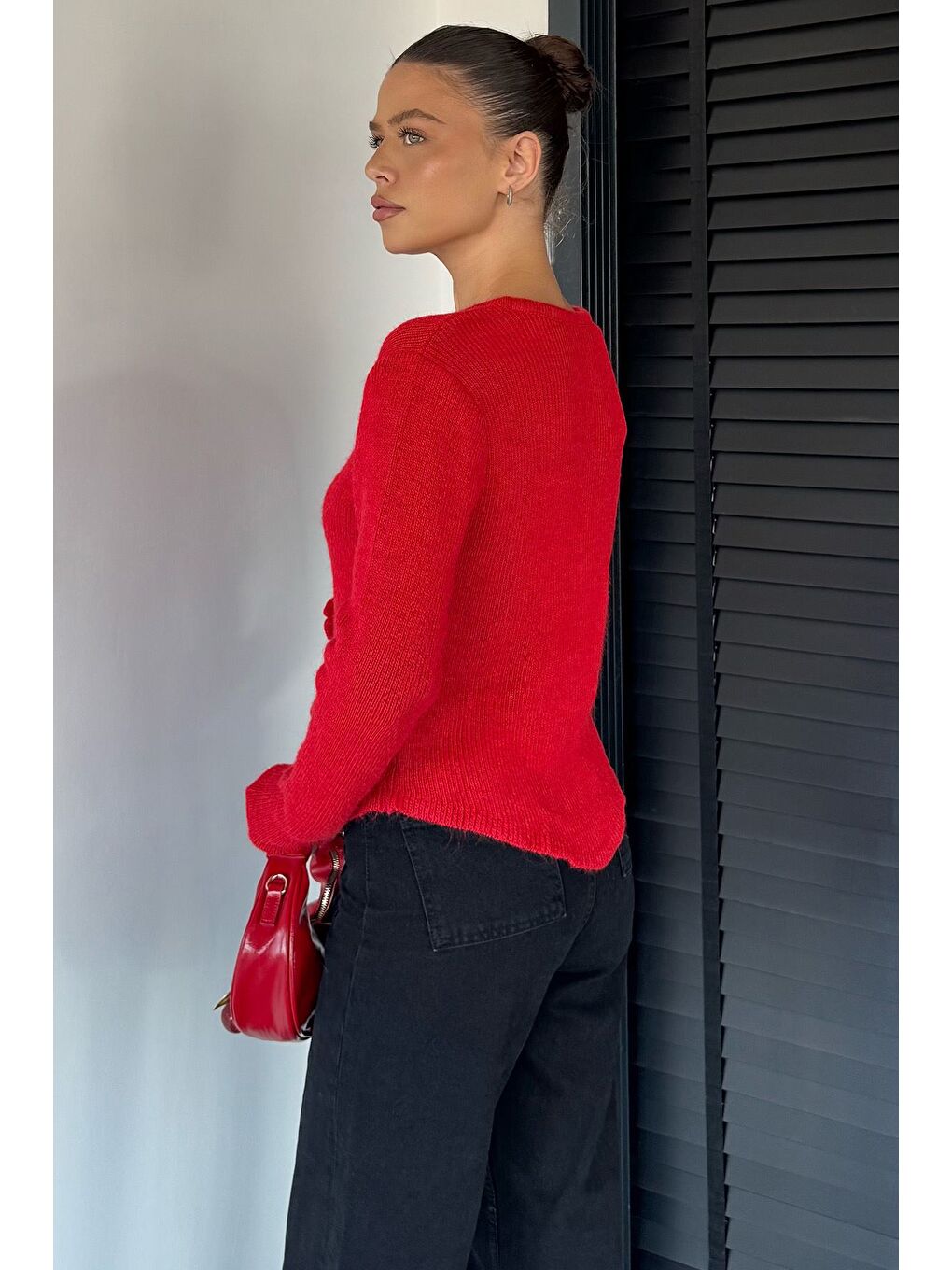 Kırmızı Çiçek Düğme Detaylı Triko Hırka (s,m,l Uyumludur)-3