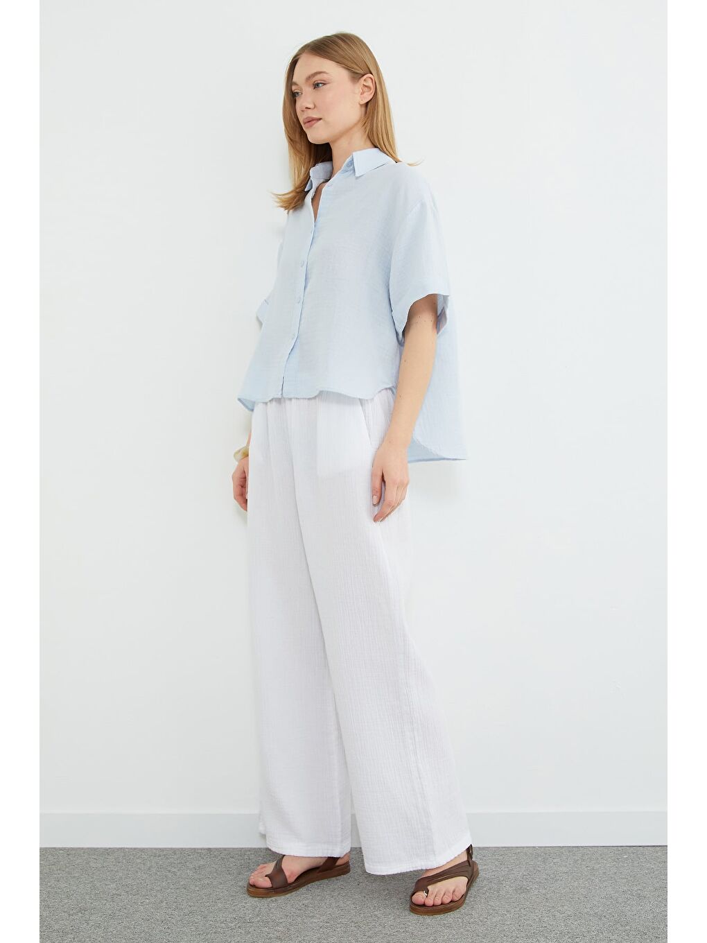 Mavi Basic Kolu Katlı Müslin Kumaş Salaş Gömlek-3