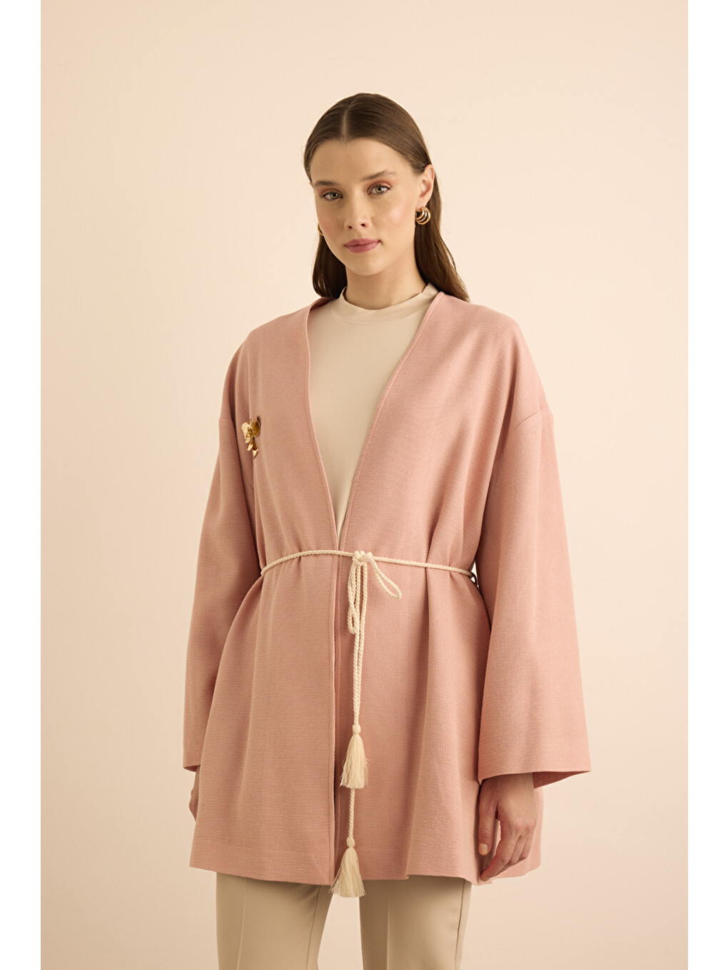 Pembe Somon Metal Broşlu Beli Kordon Bağcıklı Kap-3