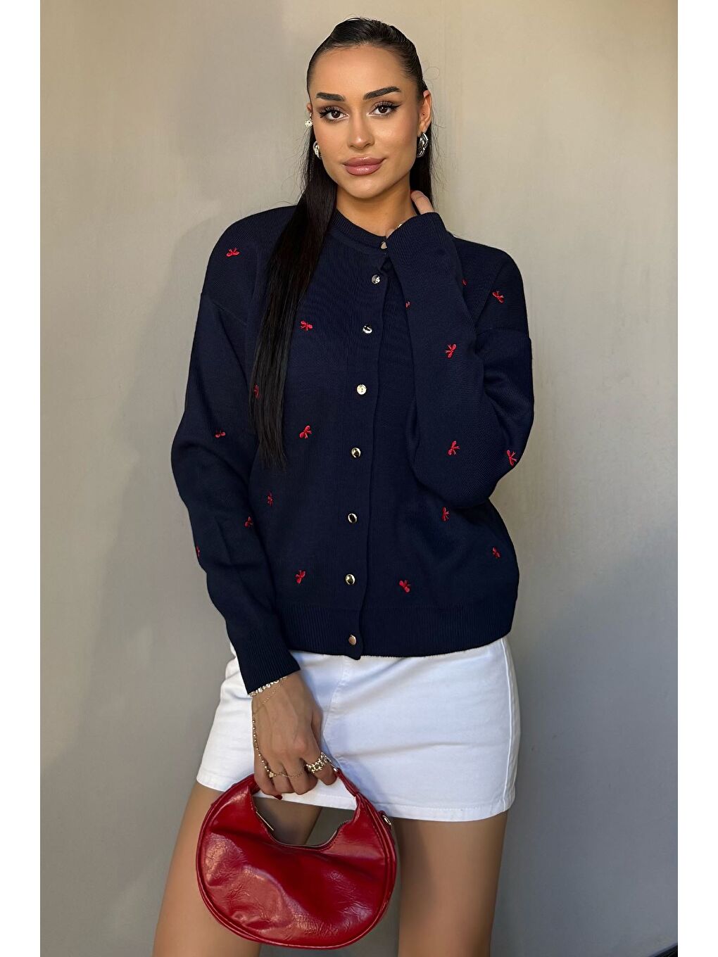 Lacivert Kadın Fiyonk Nakışlı Triko Hırka-1