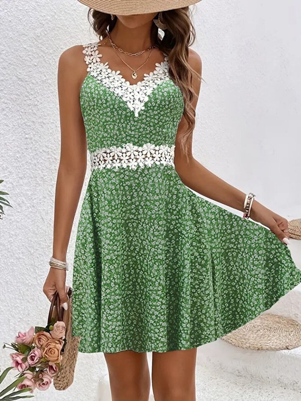 Yeşil Kadın Askılı Dantel Yakalı çiçek Desenli Süprem Elbise