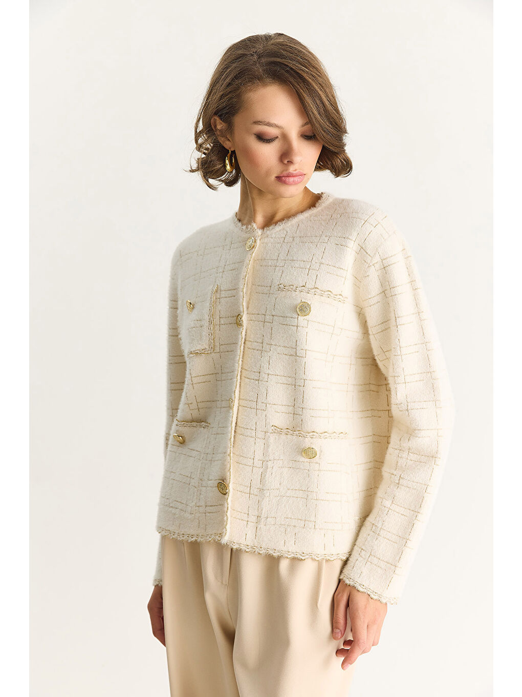 Ekru Kadın Gold Simli Vintage Düğmeli Yumuşak Dokulu Hırka TH-2