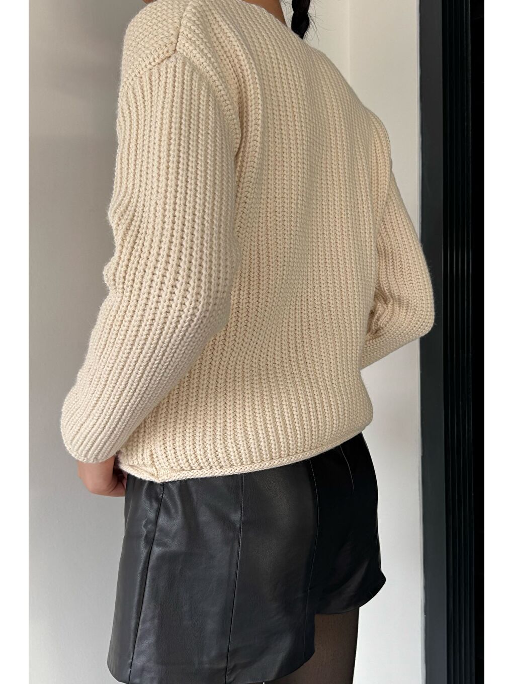 Ekru Çilek Desenli Triko Hırka-3