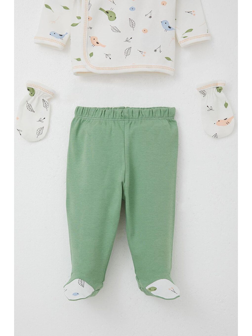 Kız Bebek Hastane Çıkışı 5 Li Bahar Temalı Sevimli Minik Serçe Desenli Beyaz (0-3 Ay)-3