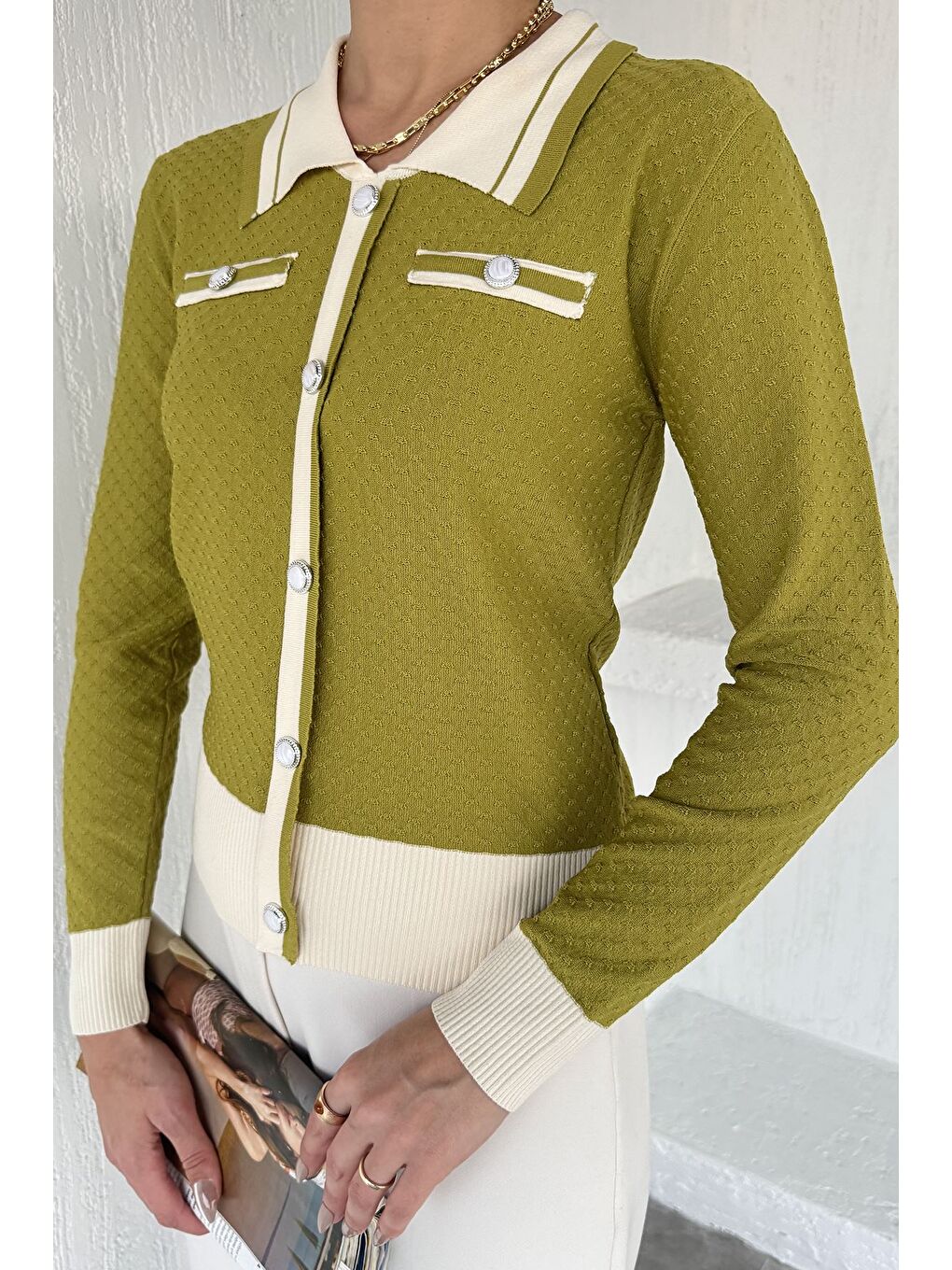 Yeşil Kadın Polo Yaka İncili Düğme Detaylı Triko Hırka (s-m-l Beden Uyumludur.)-1