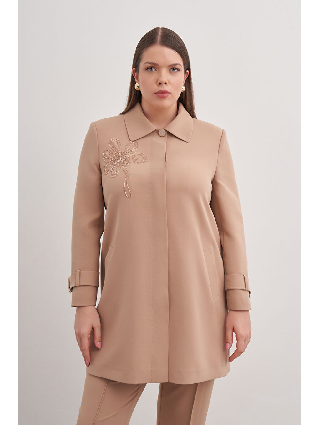 Kahverengi Boncuk Nakış İşlemeli Cepli Kap-3