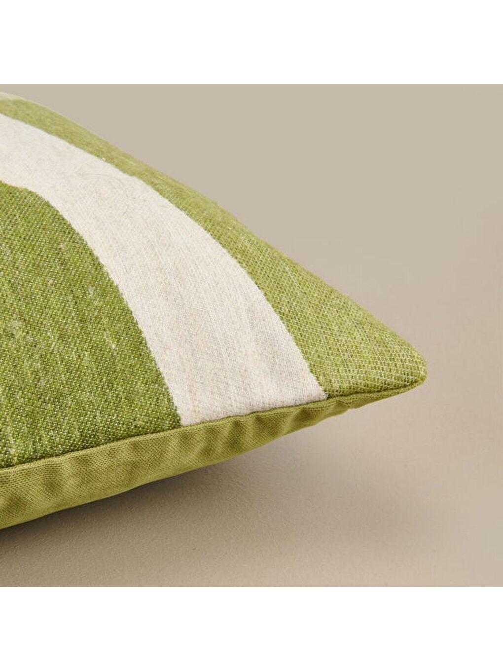 Lila Soft Zarmine Kırlent - Ekru / Yeşil - 40x40 cm-3