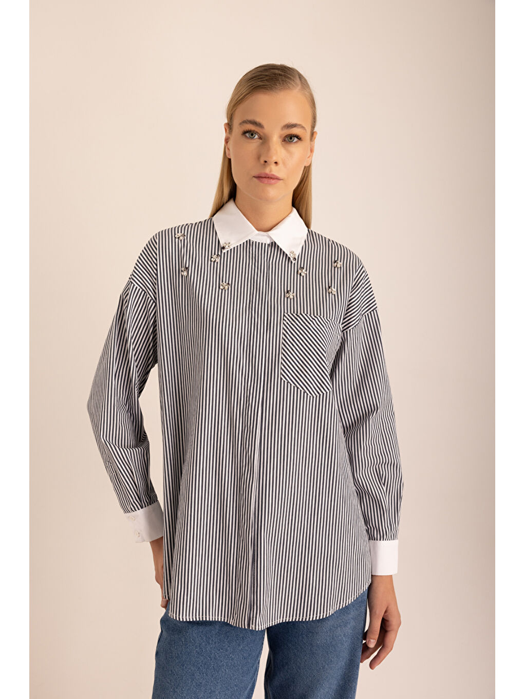 Lacivert Çizgili Pamuk Taş İşlemeli Gömlek-1