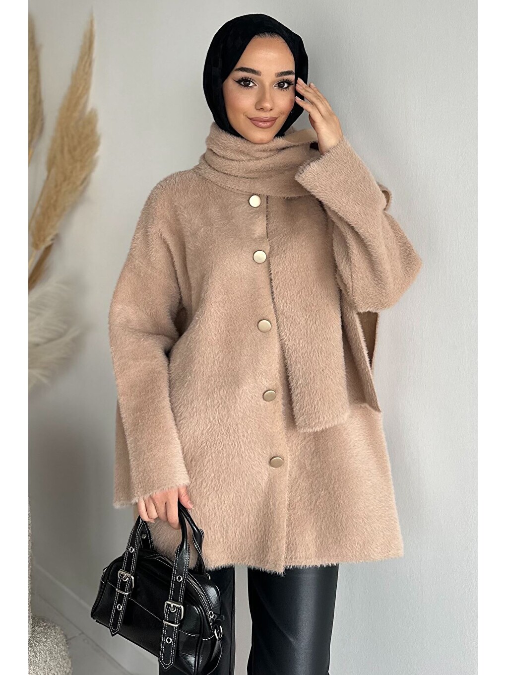 Bej Gülseli Atkılı Tesettür Triko Hırka-3