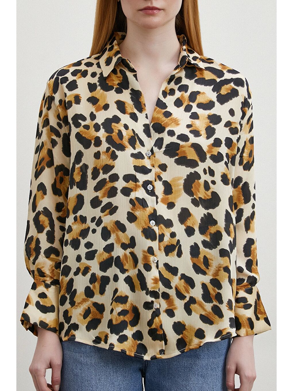 Leopar Desenli V Yaka Gömlek Bej-1