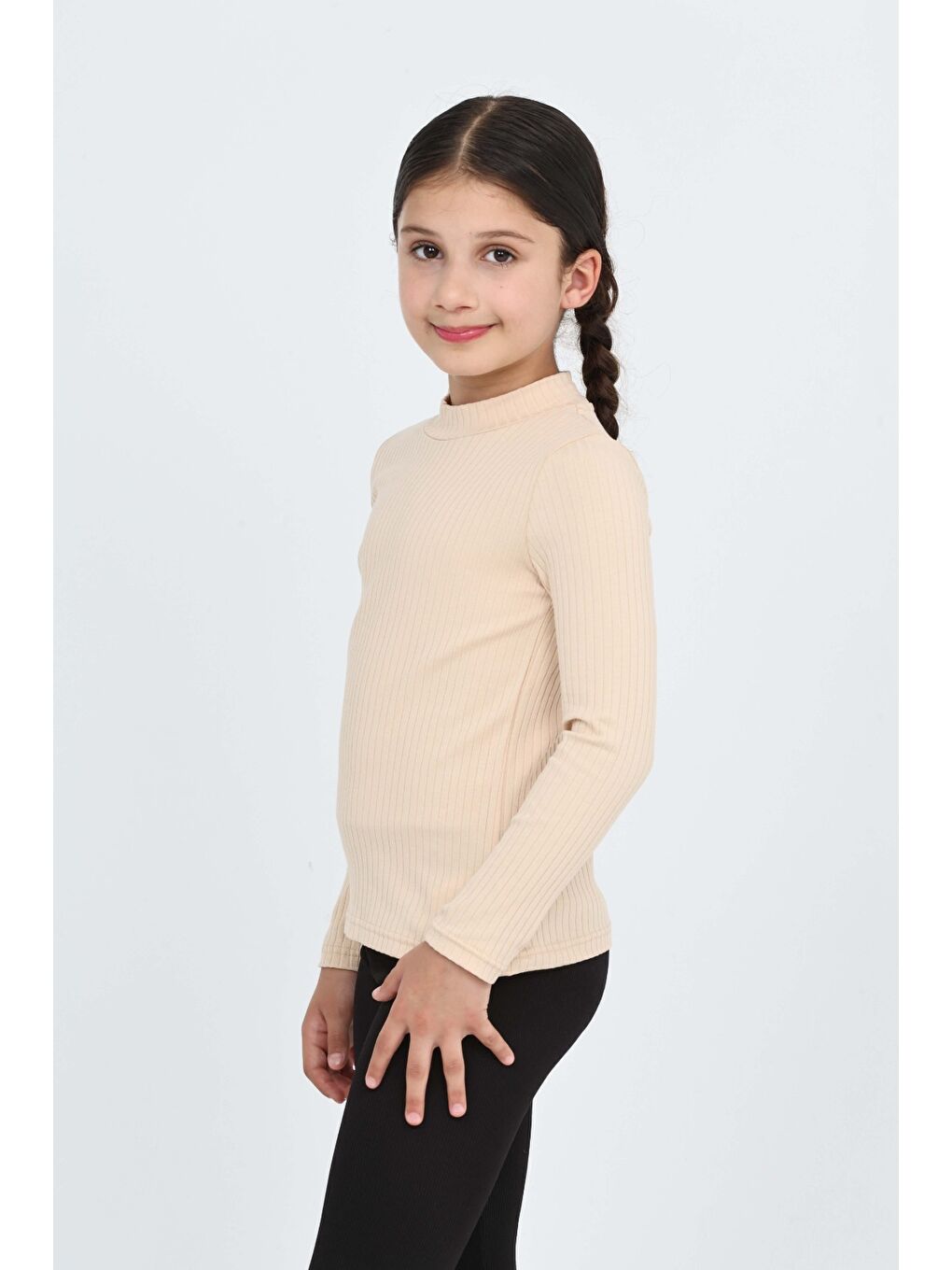 Bej Kız Çocuk Okul Balıkçı Yaka Tişört-1