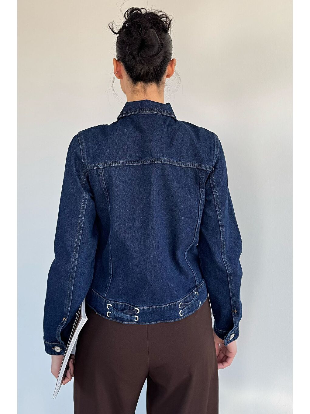 Lacivert Kadın Çift Cepli Ön Düğmeli Kuşgözü Detaylı Jean Jean Ceket-3