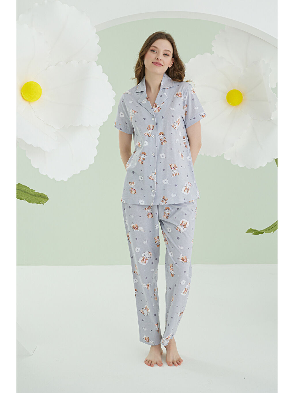 Gri Bear Heart Star Önden Düğmeli Pijama Takımı