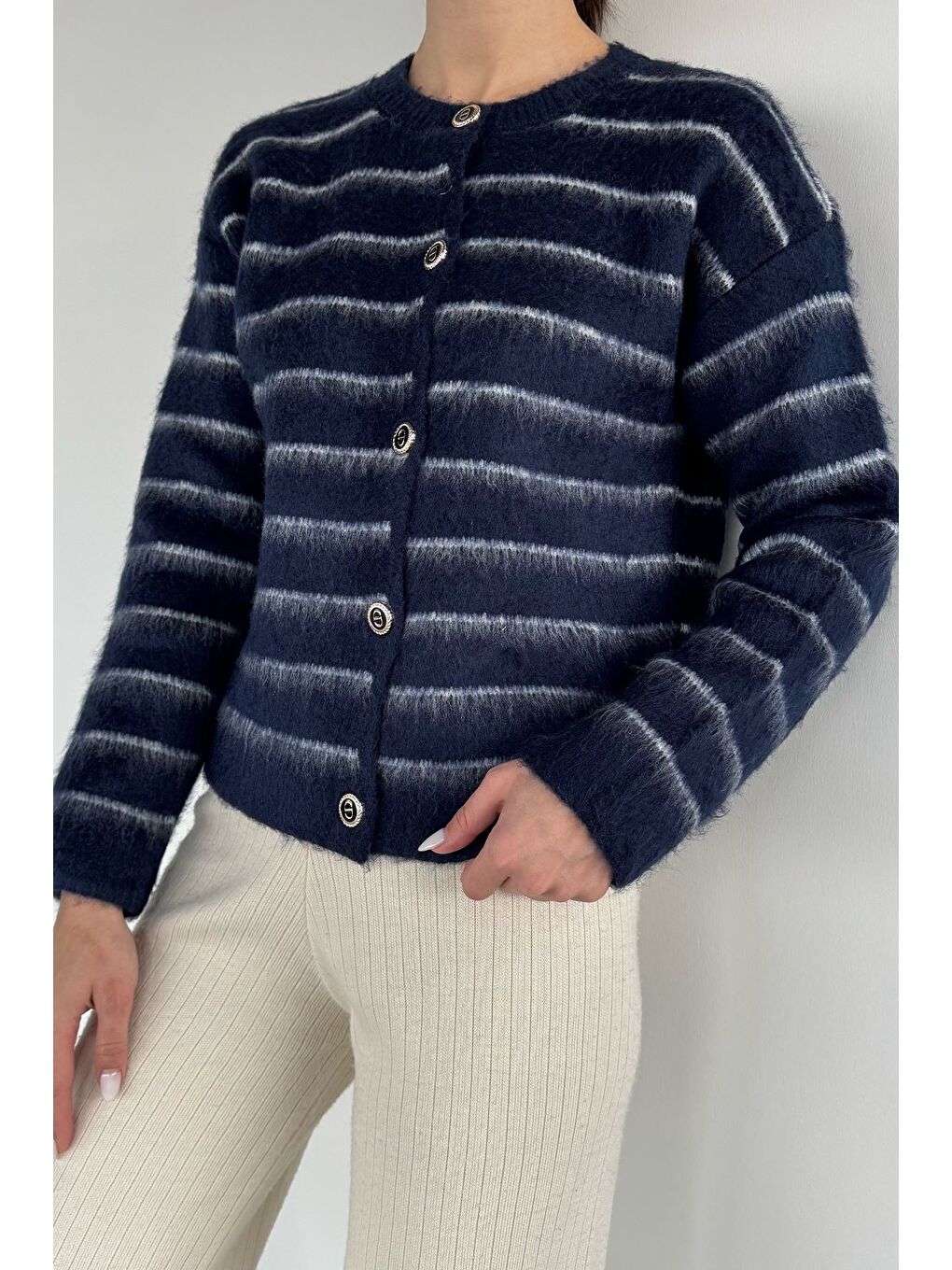 Lacivert Kadın Çizgi Desenli Triko Hırka