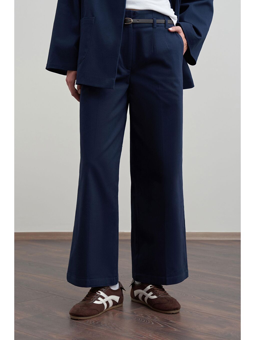 Lacivert-Kemerli Bol Paça Pantolon-1