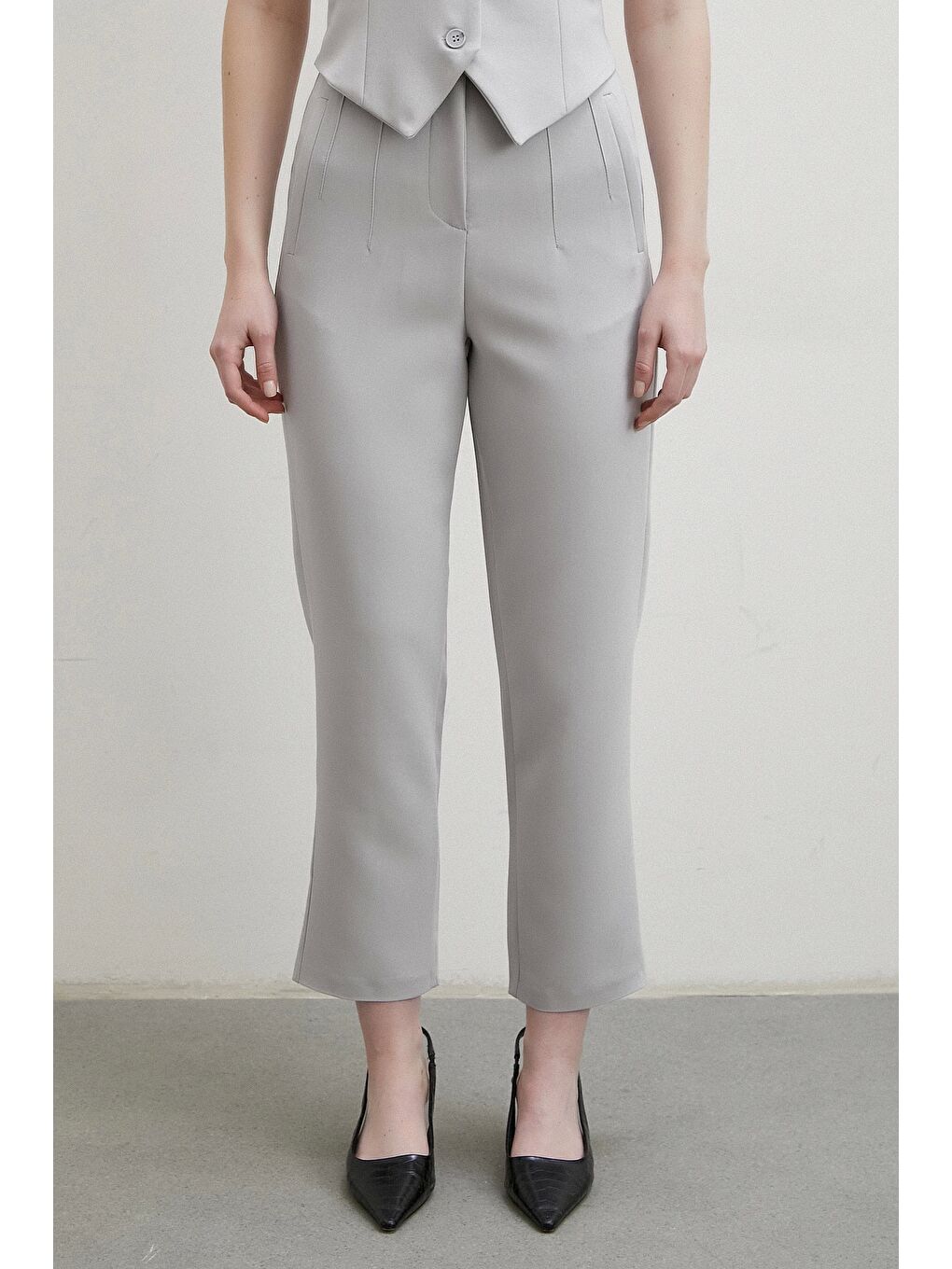 Önü Pensli Skinny Kumaş Pantolon Gri-4