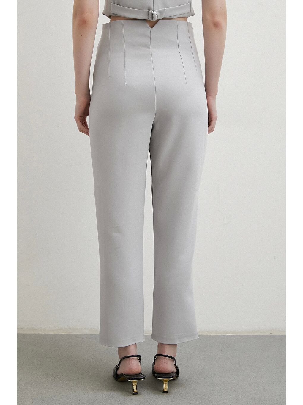 Önü Pensli Skinny Kumaş Pantolon Gri-5