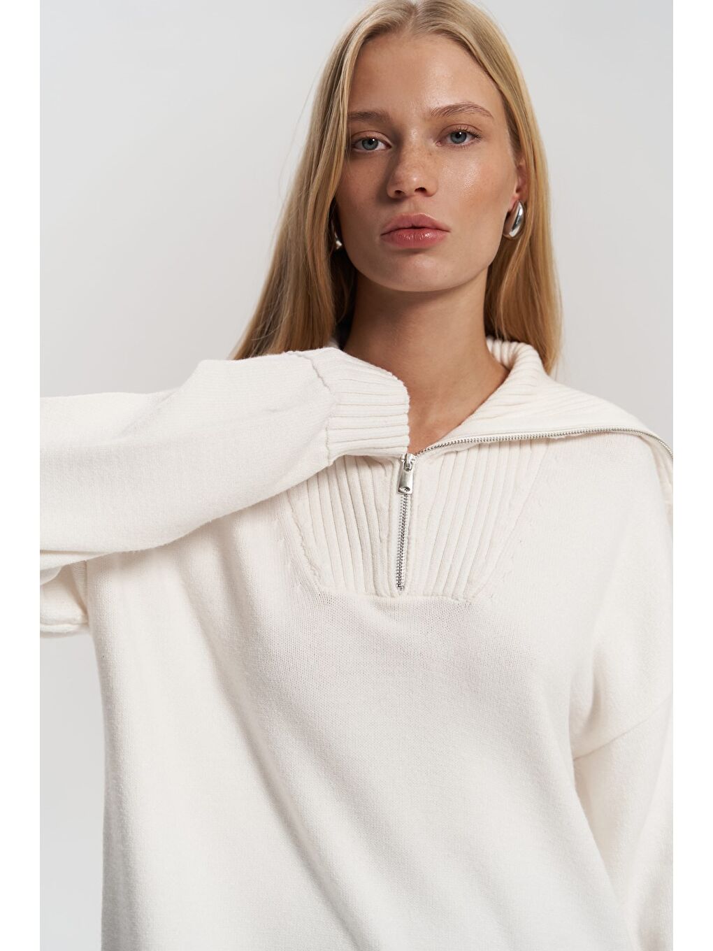 Lorna Fermuarlı Ekru Triko Kazak-3