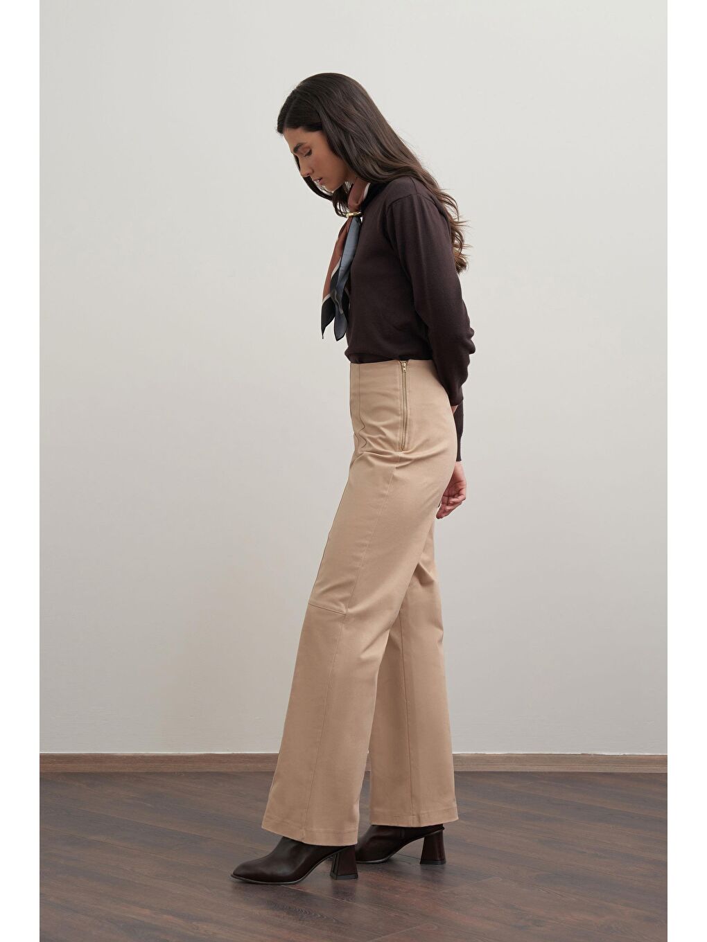 Bej-Parçalı Gabardin Pantolon-1