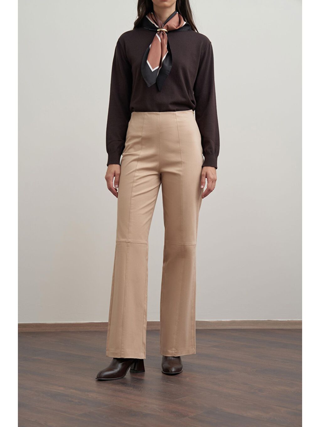 Bej-Parçalı Gabardin Pantolon-3