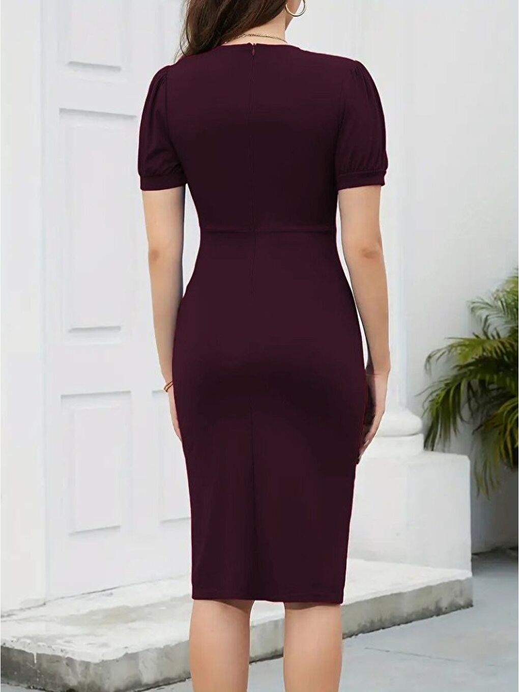 Bordo Kadın Kısa Kollu V Yakalı önden Fırfırlı Ithal Krep Elbise-3