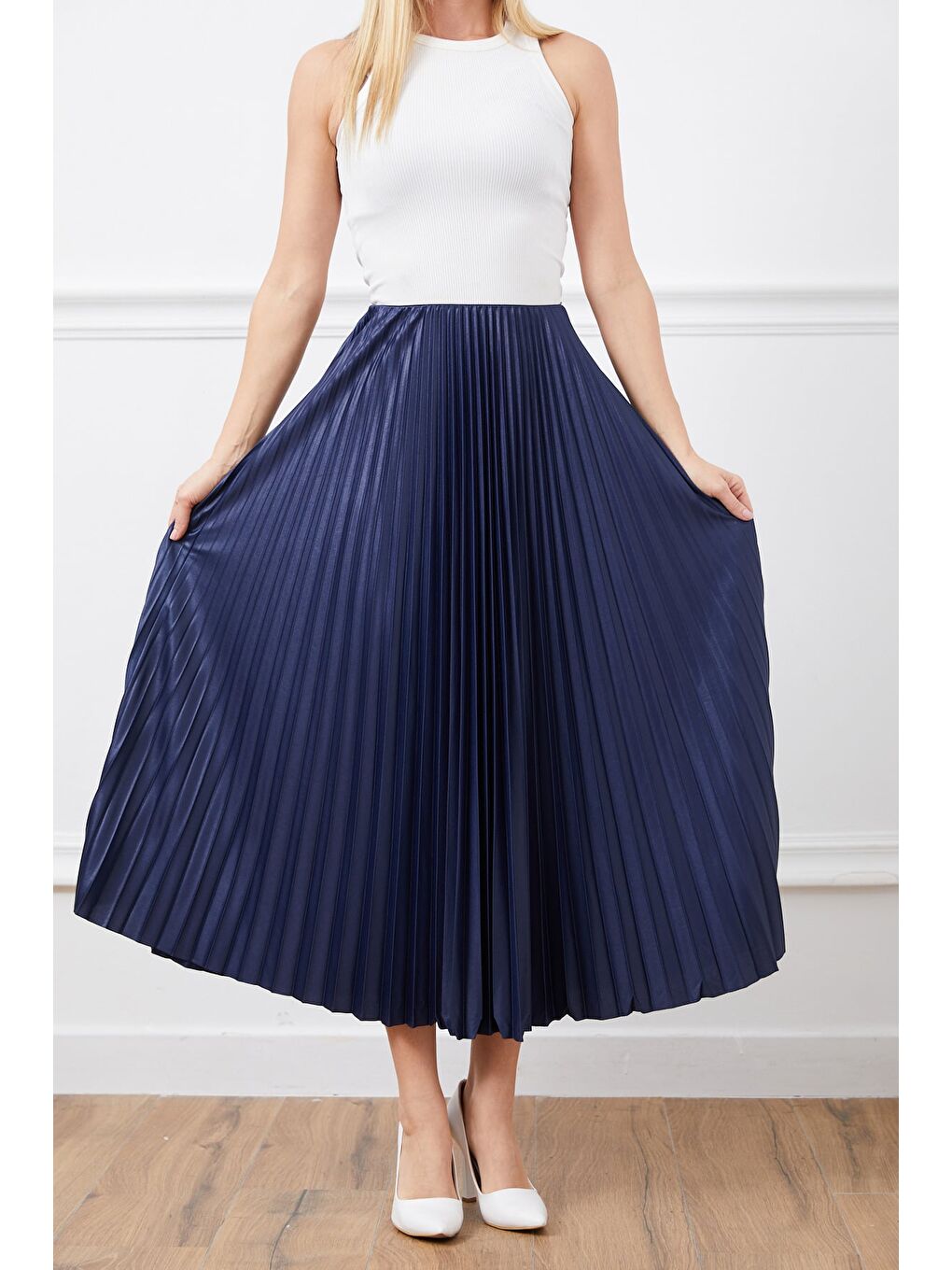 Lacivert Piliseli Beli Lastikli Etek-1