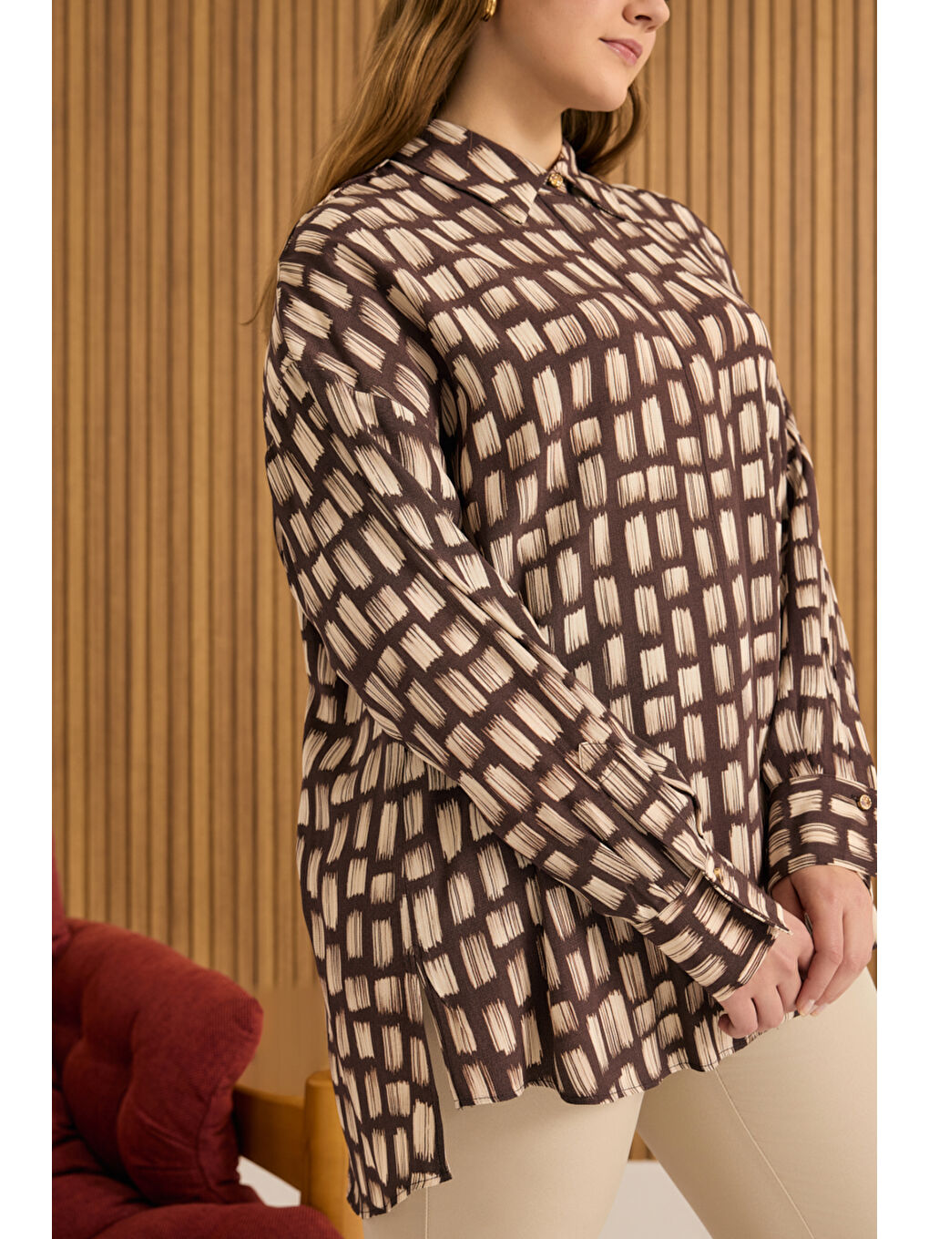 Kahverengi Desenli Viscon Gömlek-4