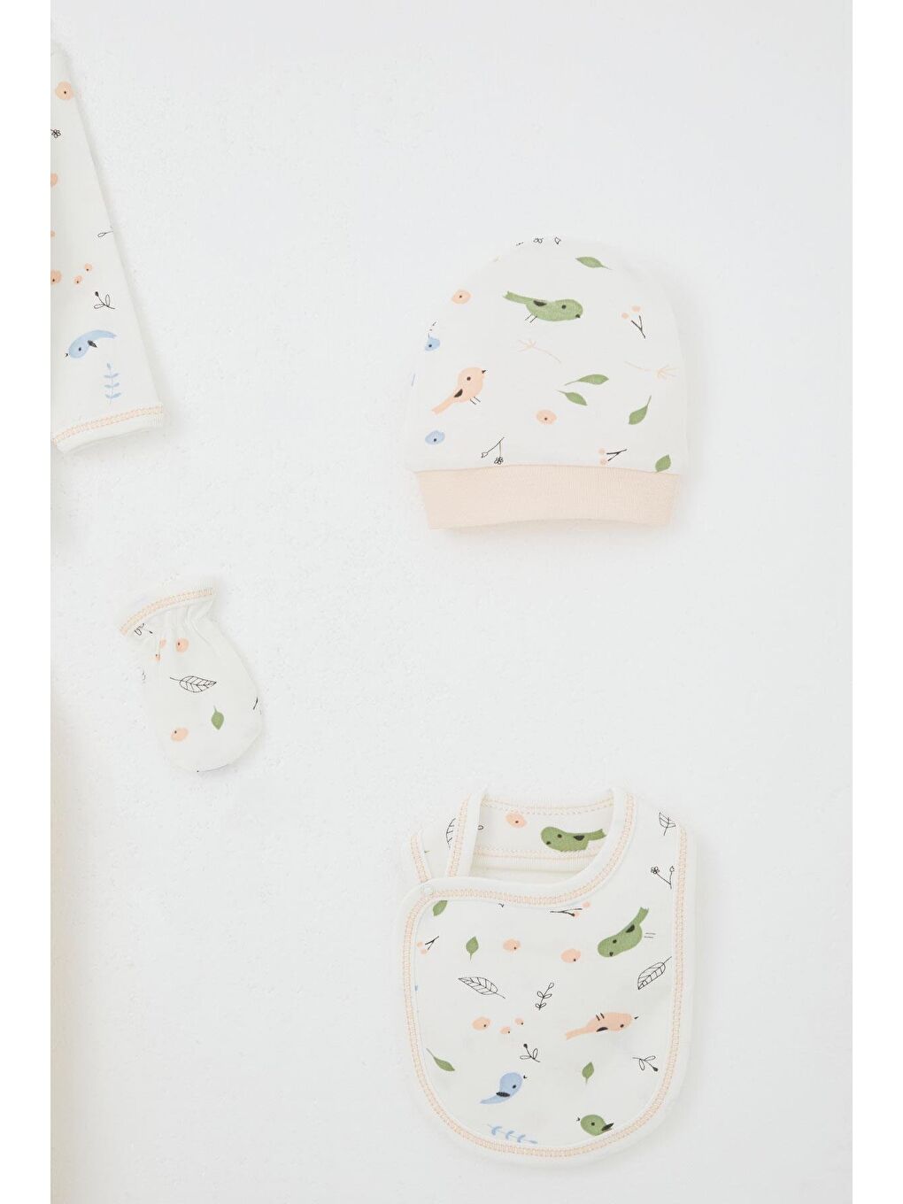 Kız Bebek Hastane Çıkışı 5 Li Bahar Temalı Sevimli Minik Serçe Desenli Beyaz (0-3 Ay)-4