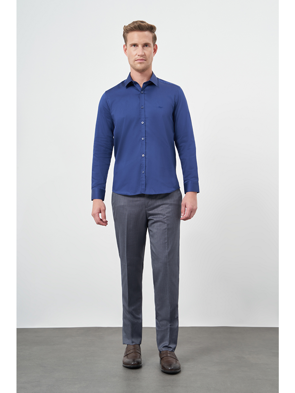 Lacivert Sert Yaka Cepsiz Slim Fit Classic Pamuklu Gömlek 1004255324-2