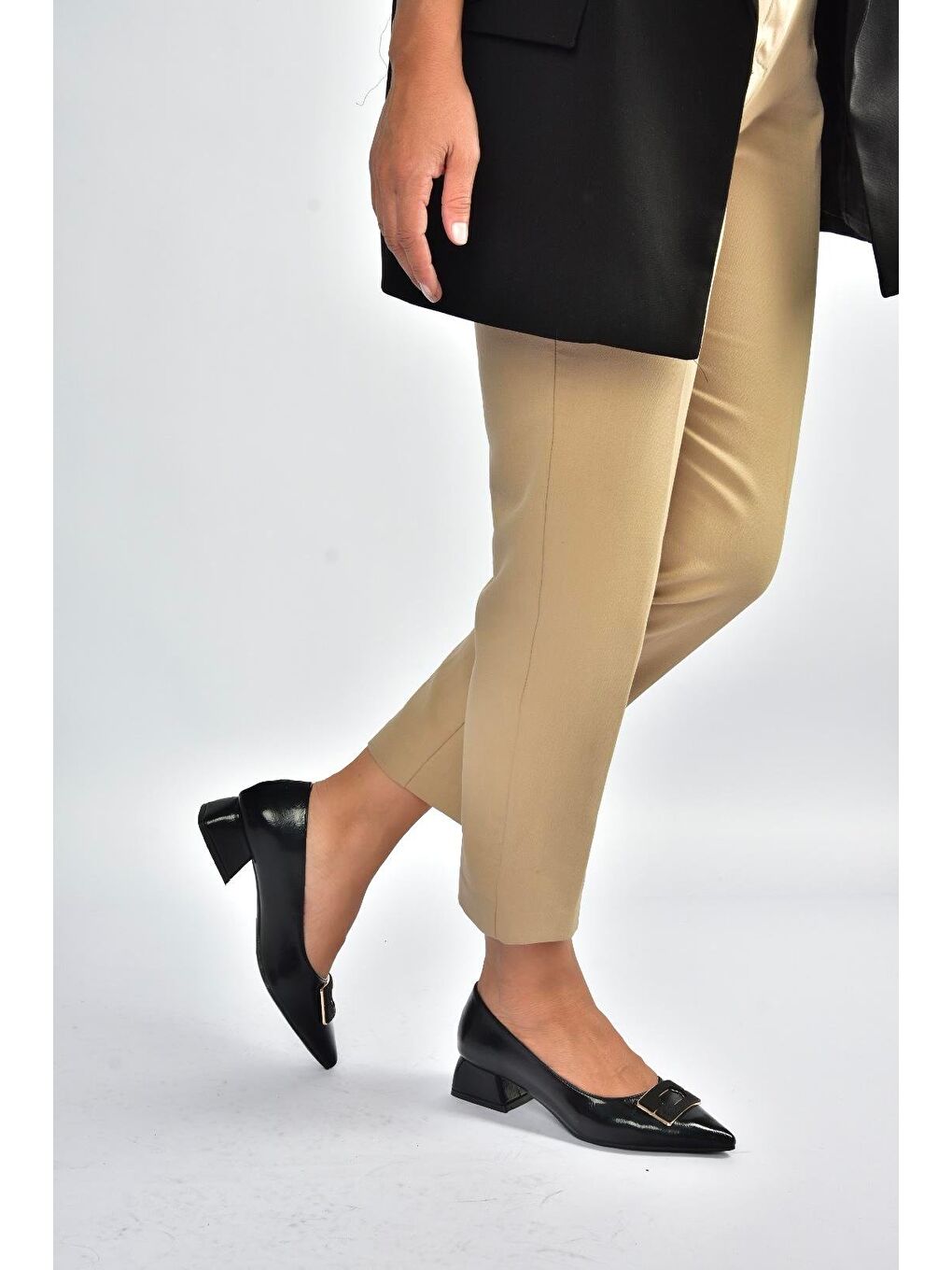 Siyah Kadın Topuklu Ayakkabı V820371160-1