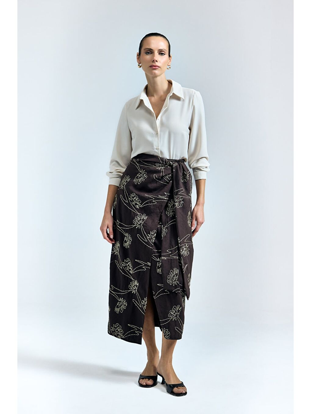 Kahverengi Nakış Detaylı Uzun Etek - Koyu Kahve