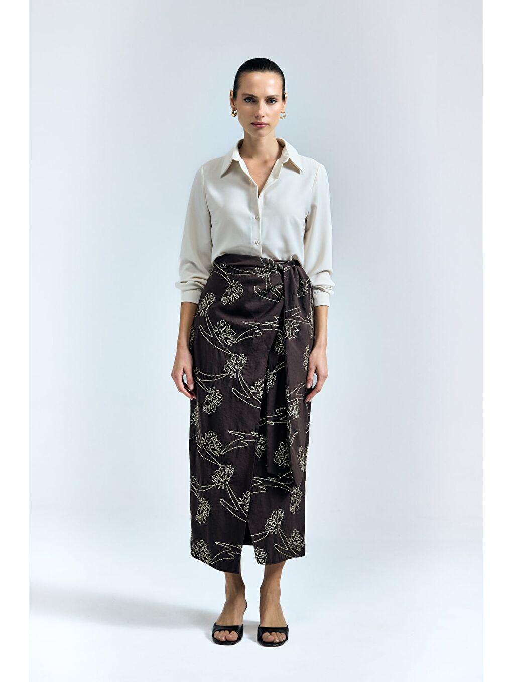 Kahverengi Nakış Detaylı Uzun Etek - Koyu Kahve-4