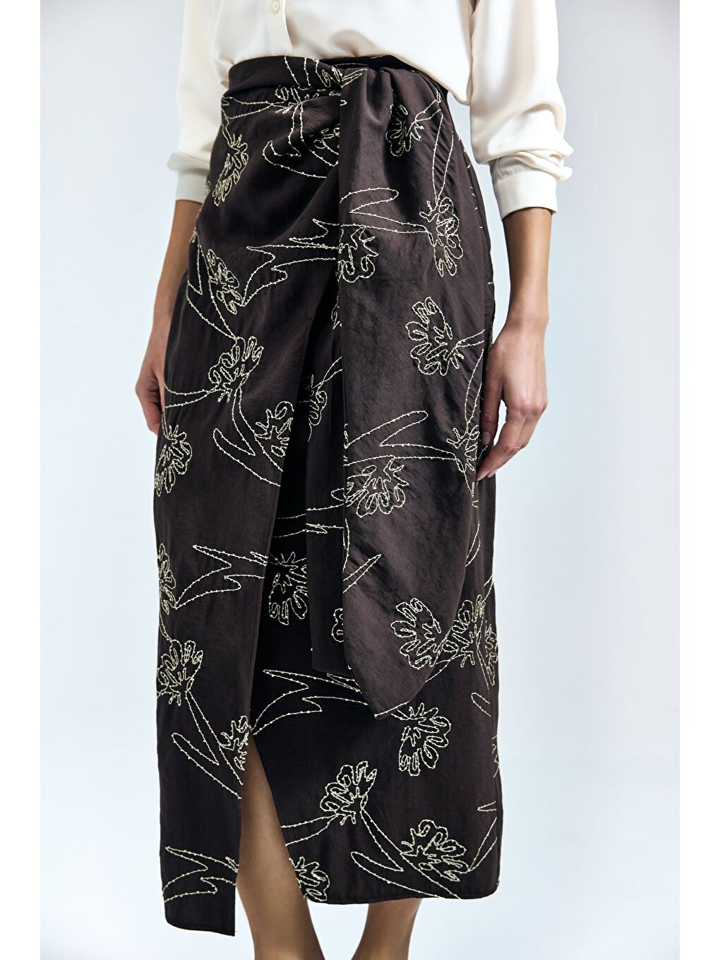 Kahverengi Nakış Detaylı Uzun Etek - Koyu Kahve-6