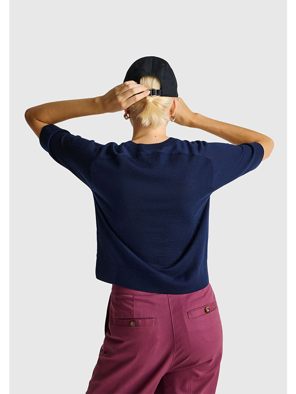 Kadın Lacivert %100 Yün Bisiklet Yaka Kısa Kollu Kazak-2